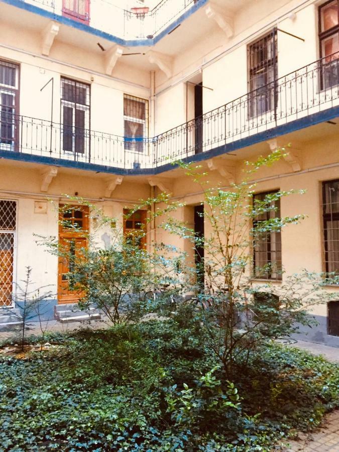 Ferjoe'S Home Apartman Budapest Eksteriør billede